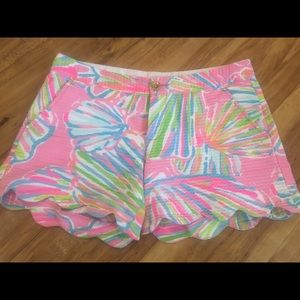 Lilly Pulitzer Buttercup shorts!